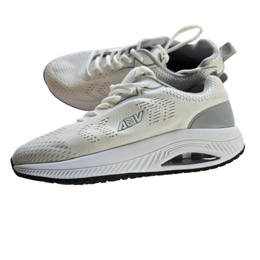 🆕️ *NWT* ADV Arch White Comfort Arch Support Sneakers Athletic Shoes‎ Size 8.5